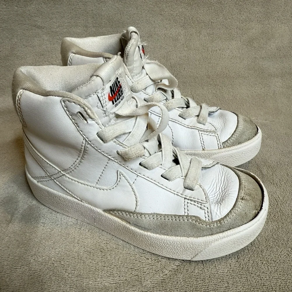 Nike Kids‎ Blazer Mid 77 white Size 11C Little Kids